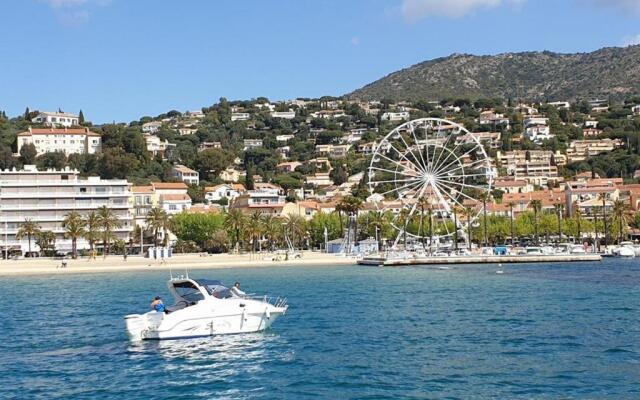 Appartement Le Lavandou, 2 pièces, 4 personnes - FR-1-251-345