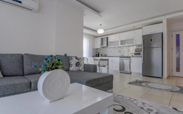 5 Star Luxury Emerald Complex