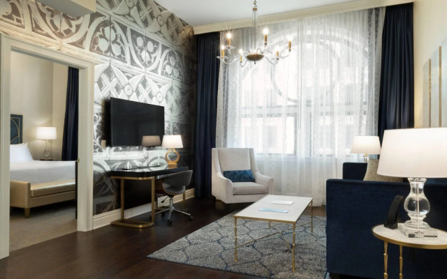 Hotel Saint Louis, Autograph Collection
