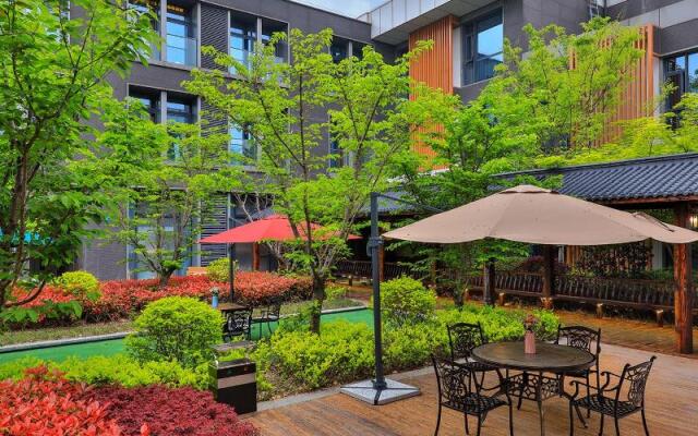 Crystal Orange Hotel Shanghai University Dachang