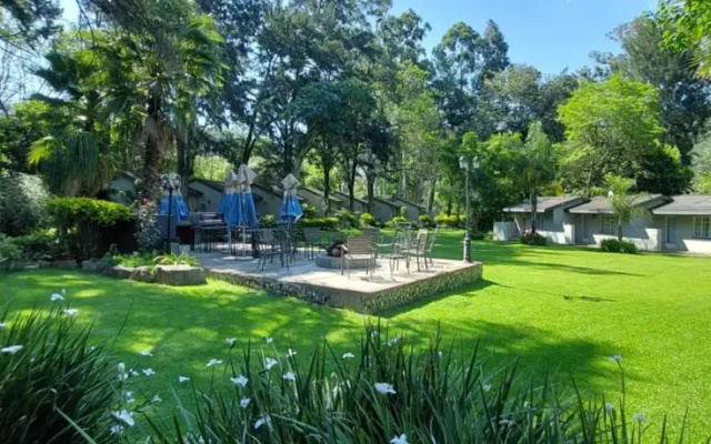 Wayside Lodge