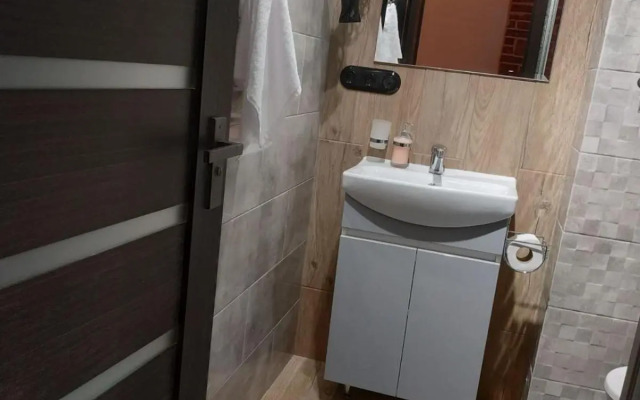 Loft апартаменти з балконом в центрі Львова