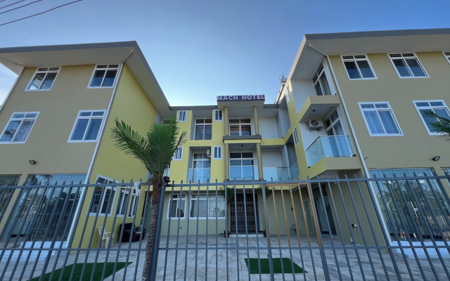 Mach Hotel