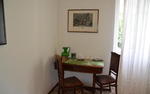 Green Apartment