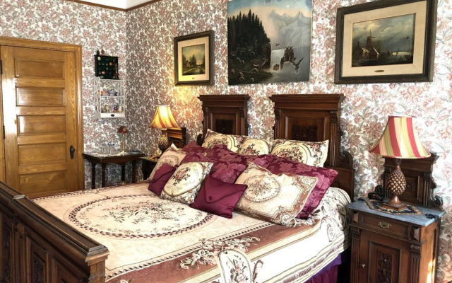 The Dempsey Manor Bed & Breakfast Inn