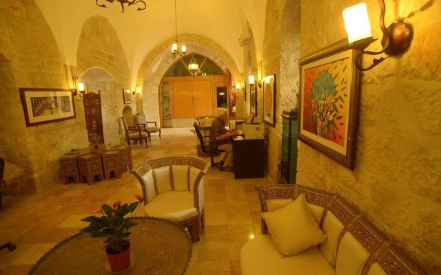 St. George’s Cathedral Pilgrim Guesthouse – Jerusalem