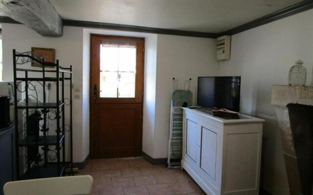 Gîte Saint-Lubin-en-Vergonnois, 2 pièces, 3 personnes - FR-1-491-199