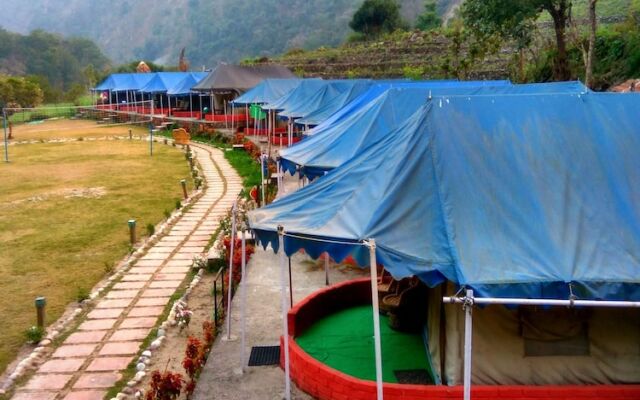 VNA Rafting Camp
