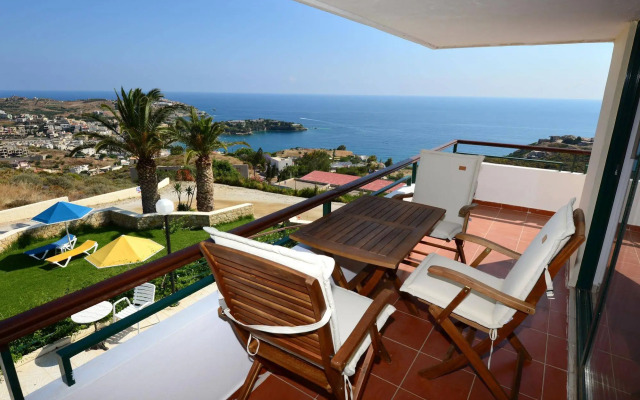 Pela Mare Hotel