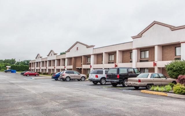 Red Roof Inn & Suites Mt Holly - McGuire AFB