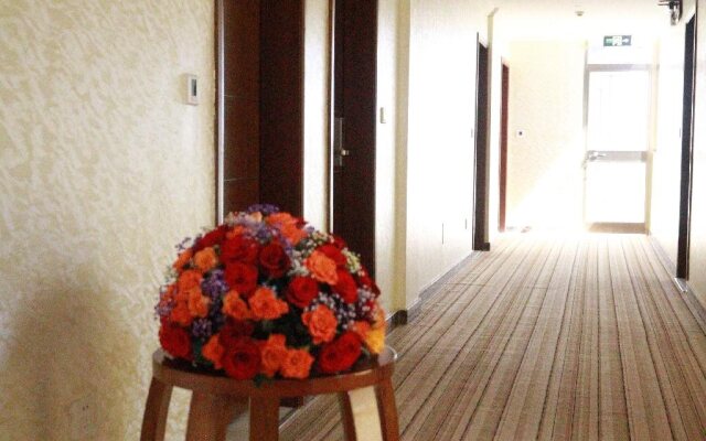 Marcen Addis Hotel