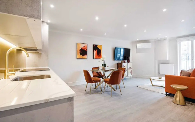 Marble Arch Suite 6-hosted by Sweetstay