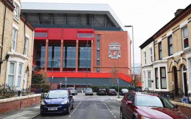 Sybil Townhouse Anfield Sleeps 15