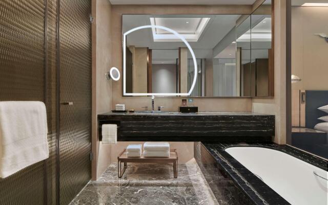 Hilton Yancheng