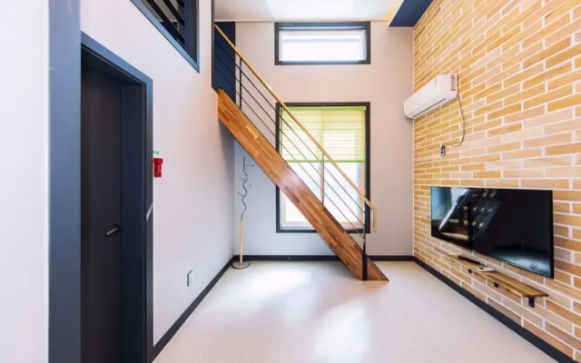 Boryeong Eagles Park Pension