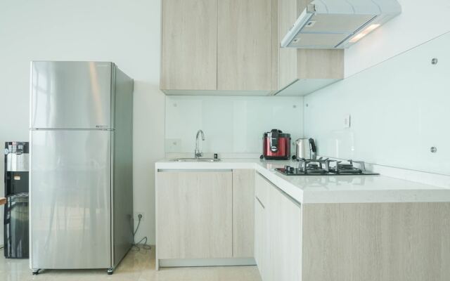 Elegant 1BR Veranda Residence @ Puri Apartment by Travelio