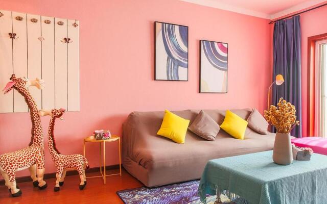 Henan Kaifeng·Gulou Square· Locals Apartment 00138460