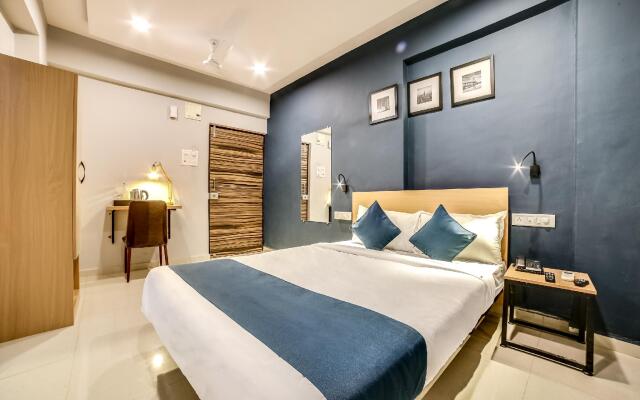 SilverKey Executive Stays 61106 Bhumi World
