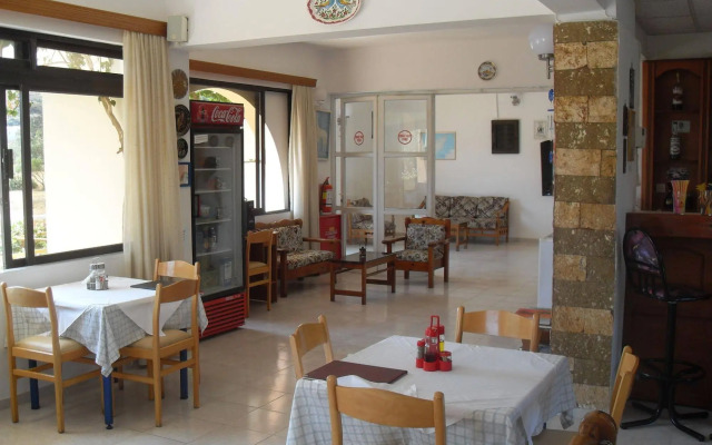 Vera Studios