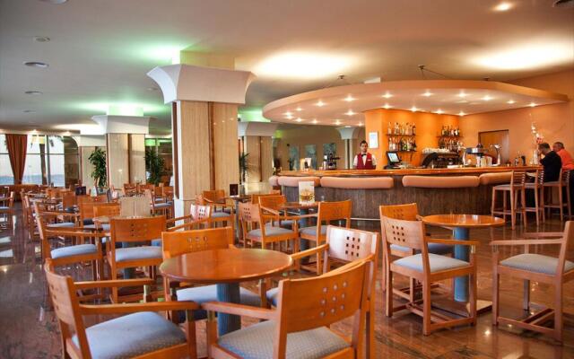 Sirenis Hotel Tres Carabelas & SPA