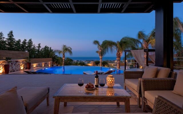 Quinn Hill Luxury Villa