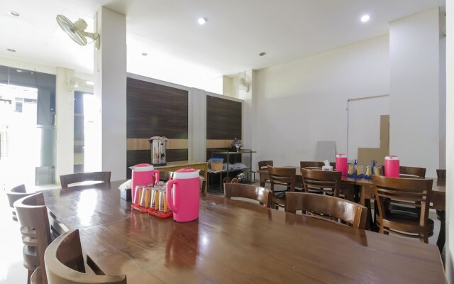 RedDoorz @ Kampung Bintang