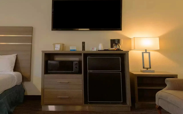 Red Roof Inn Philadelphia - Oxford Valley