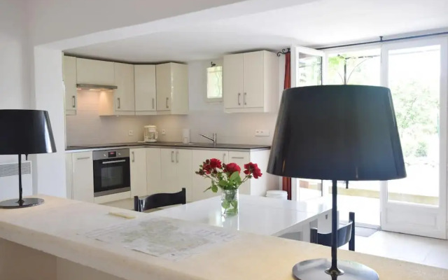 Apartment in Montbrun-les-bains Near Forest