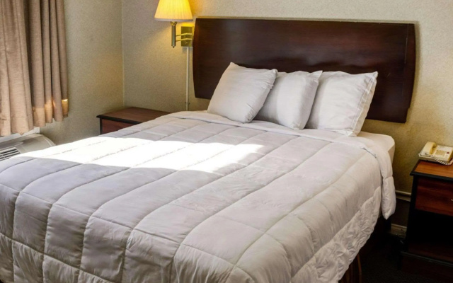 Rodeway Inn near Venice Beach