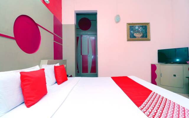 Hotel Shahi Mahal by OYO Rooms