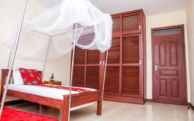 Safiri Kenya Home