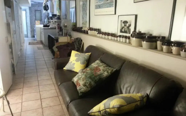 Ray's Bucktown B&B