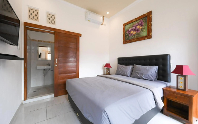 OYO 4003 Ceria Guesthouse SeminyakNearSeminyak Beach