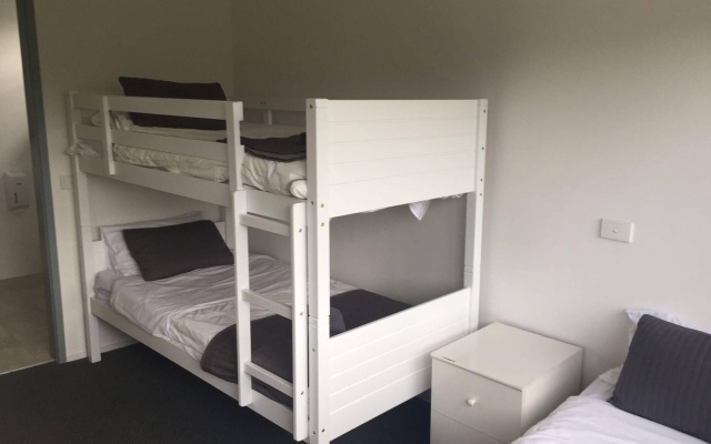 Moody's Motel – Guest Rooms – Melbourne