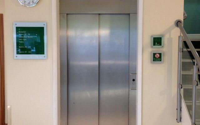 Holiday Inn Bristol Airport by IHG
