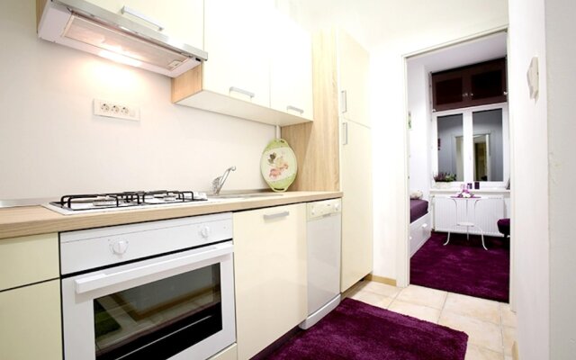 Apartment With one Bedroom in Zagreb, With Wifi