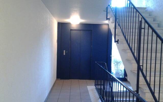 Alice Apartment