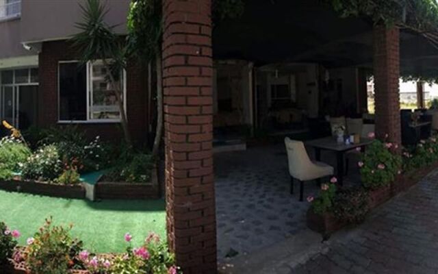 Anamur Buti̇k Otel