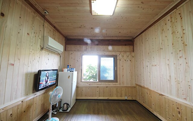Suncheonman Doyobird Lodge Pension