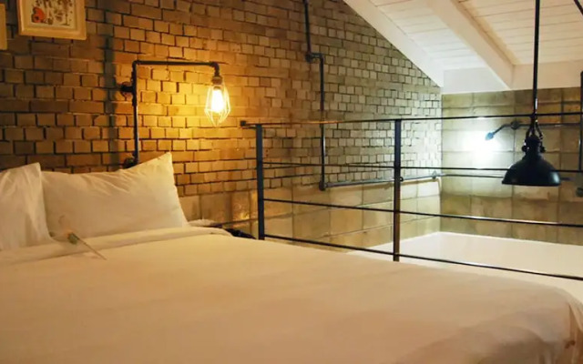 Soar Hotel