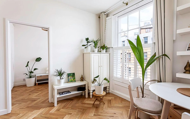 London Bridge Cosy Chic: Your Perfect 1-bed London Retreat