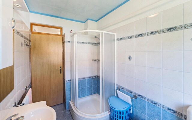 Beautiful Apartment in Labin With 2 Bedrooms and Wifi