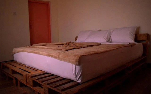 Laughing Leopard Hostel