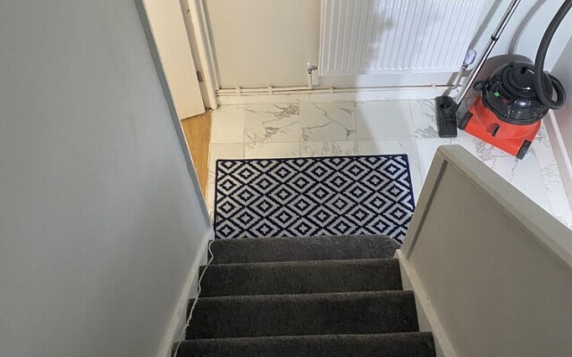 3 Bed Flat, Dedicated Workspace, Parking, 4KTV