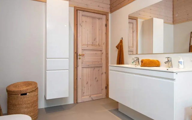 6 Person Holiday Home in Ebeltoft