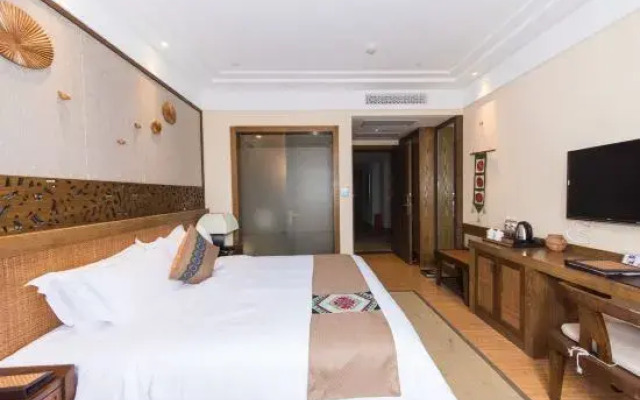 Nverzhai Holiday Hotel
