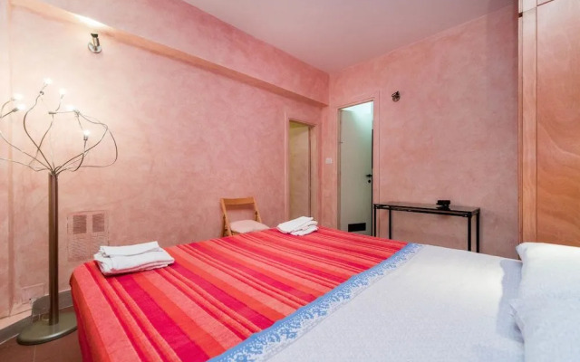 SESTRI MARE 5 AR122 (3 guests)