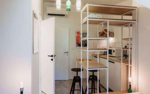 Street food Possonium Apartments
