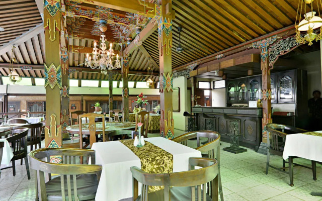 ZEN Rooms Pasar Kembang 1