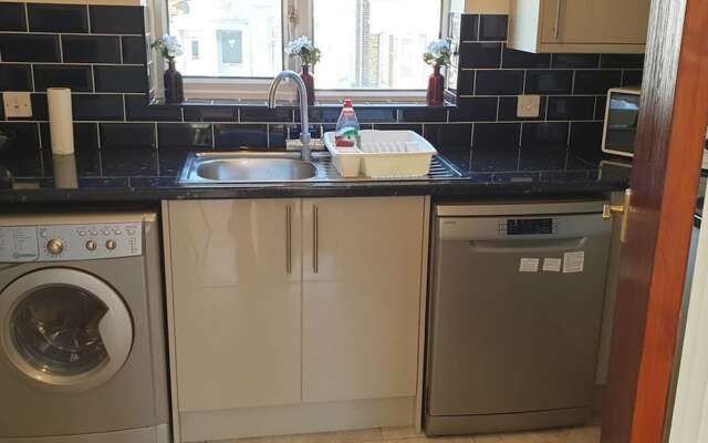 Plumstead Serviced Apartment